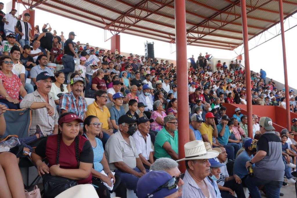 Exitoso resultó el partido Béisbol con causa en El Rosario a beneficio de DIF Municipal 2022 (10)