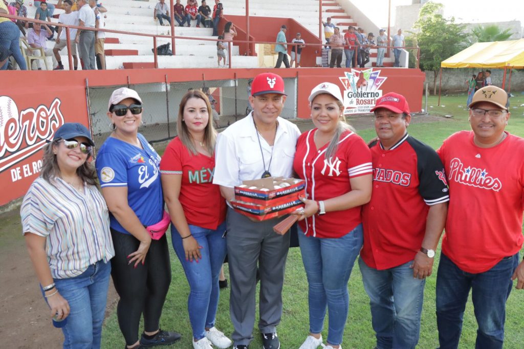Exitoso resultó el partido Béisbol con causa en El Rosario a beneficio de DIF Municipal 2022 (7)