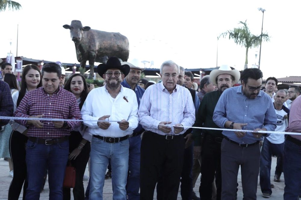 Inaugura Rocha Moya la Expo Ganadera Sinaloa 2022 1