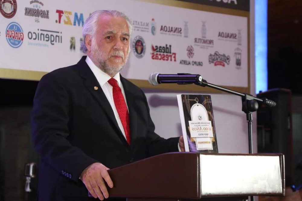 Miguel Torruco Marqués Celebra con Miembros de la Asociación Mexicana de Hoteles y Moteles el Centenario de su Creación 2022 2