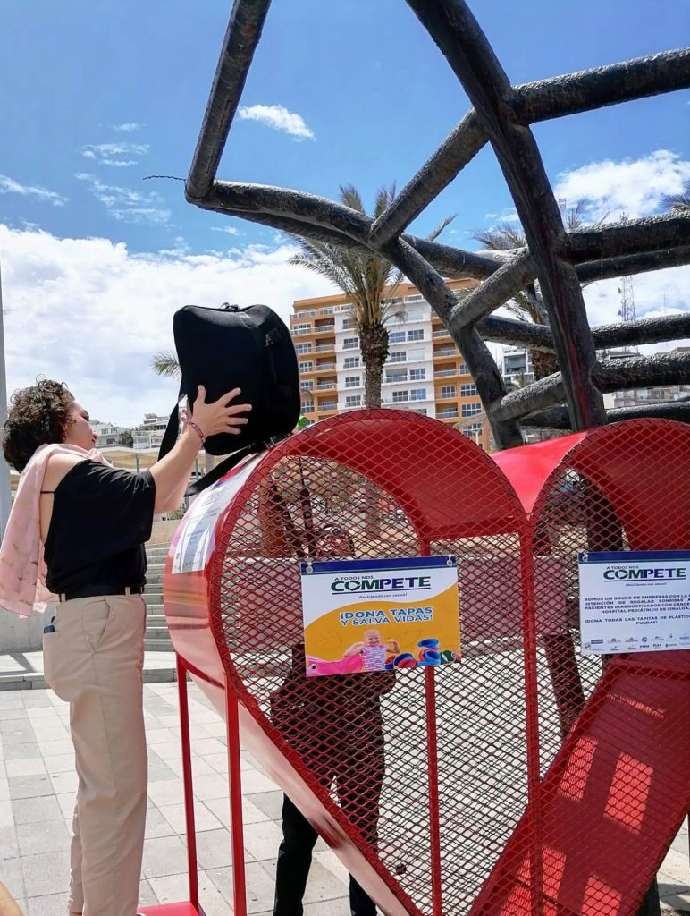 En Parque Ciudades Hermanas de Mazatlán se Instala el Segundo Corazón-Contenedor para Recolectar tapitas Pet 2023 4