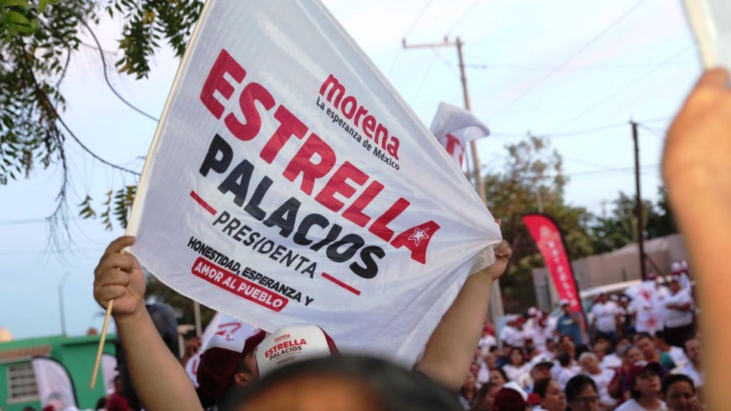 La candidata de Morena, Estrella Palacios se reúne con líderes y colonos del distrito 06 2024 6
