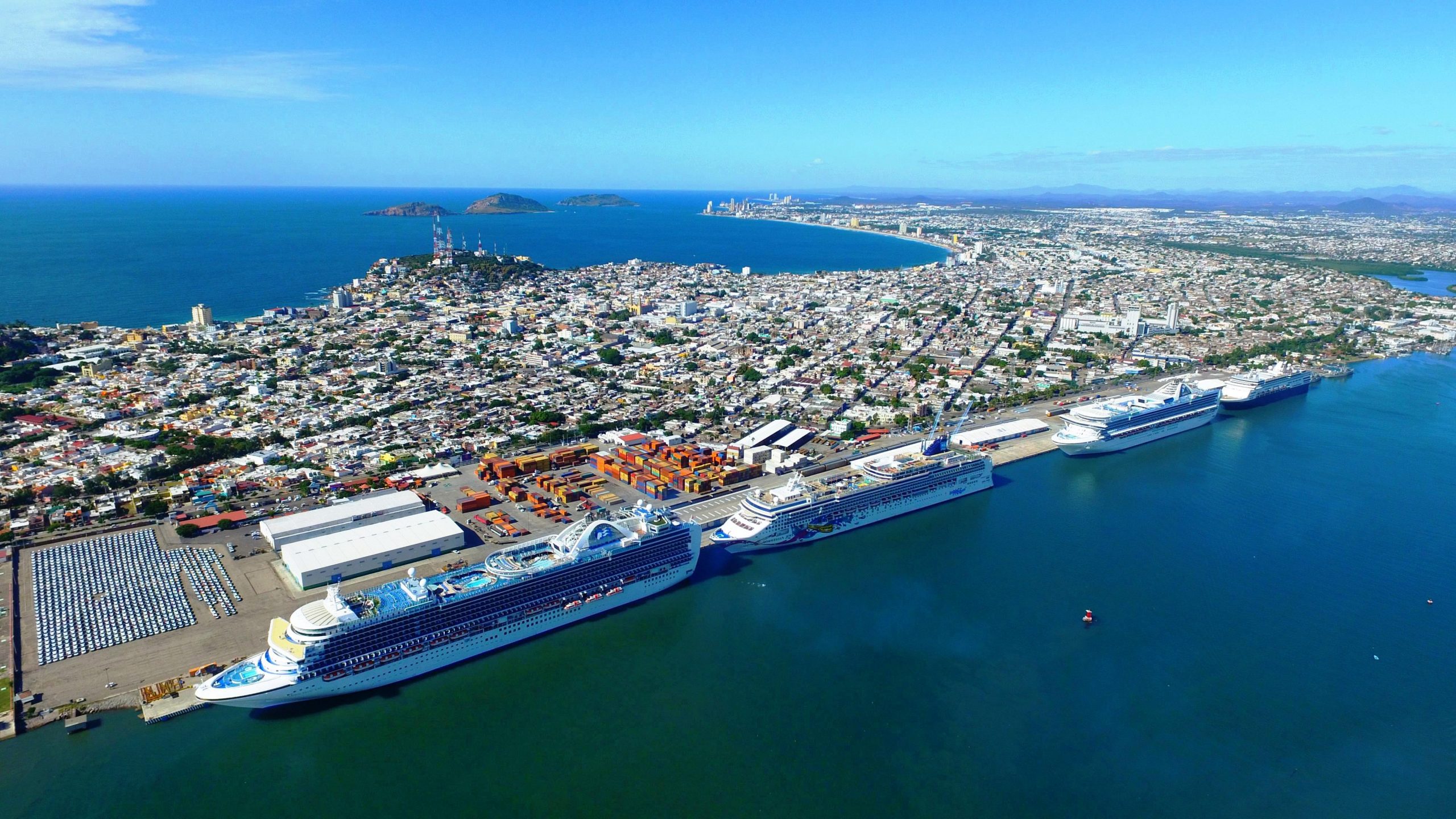 Crece Mazatlán en 2015 en recepción de turistas de cruceros