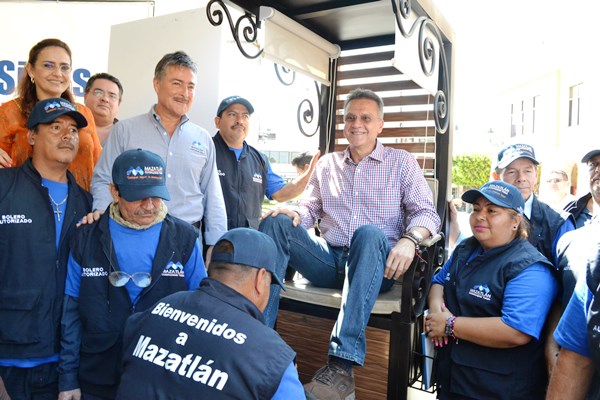 Mejoran imagen de plazuela Repúblcia de Mazatlán