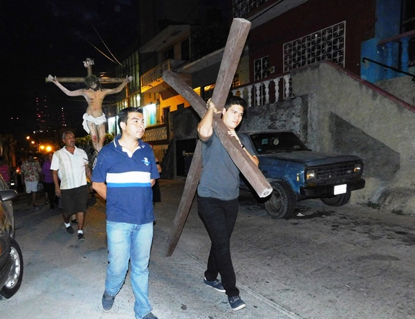 Procesión del Silencio Mazatlán en Capilla Milagrosa 2016