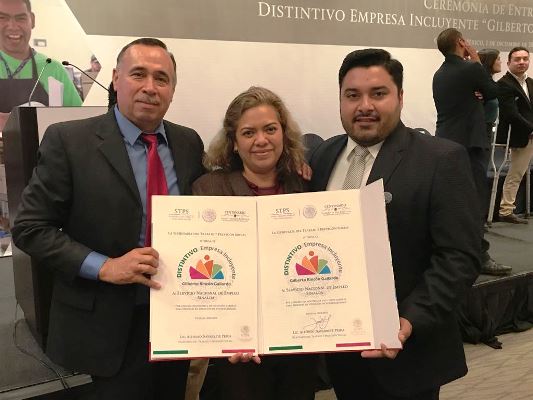 Otorgan distintivo al Servicio Nacional del Empleo en Sinaloa como Empresa Incluyente