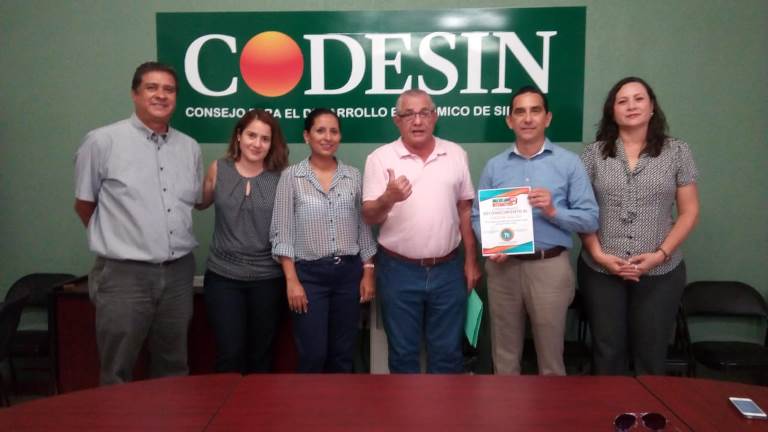 Codesin Zona Sur Recibe Distintivo ITR 2018 de Mazatlàn Interactivo