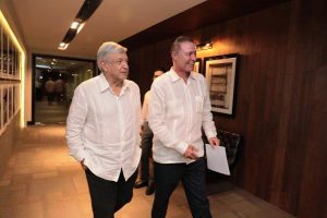 Amlo y Quirino Ordaz Primera Reuni&oacute;n Sinaloa 2018 (3)