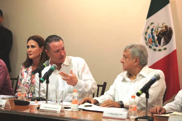 Amlo y Quirino Ordaz Primera Reunión Sinaloa 2018 (5)