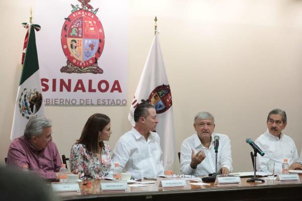 Amlo y Quirino Ordaz Primera Reunión Sinaloa 2018 (7)