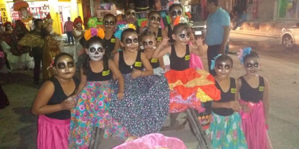 Callejoneada de las Ánimas en El Rosario Pueblo Màgico Sinaloa México