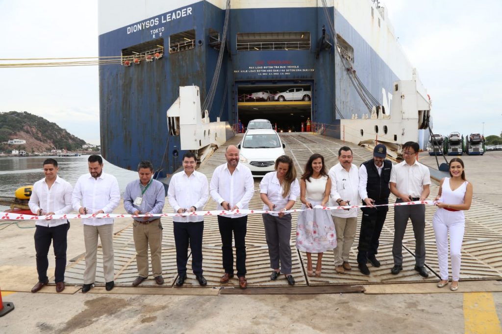 Importa Mitsubishi 4870 vehículos por el puerto de Mazatlán