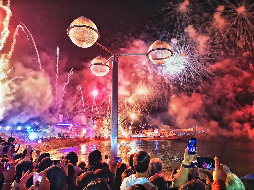 Combate Naval Carnaval de Mazatlàn 2019 Gal