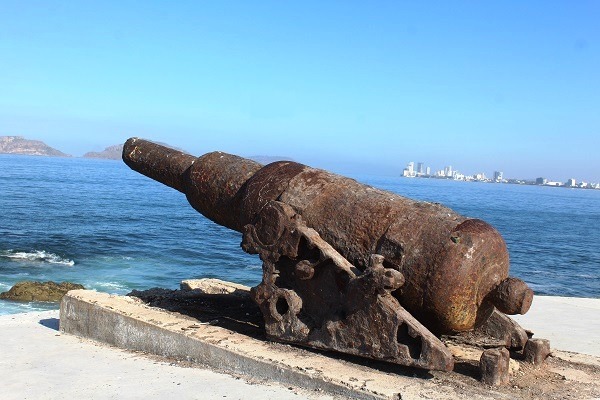 Ignorado el 155 Aniversario de la Defensa de Mazatlán de los Invasores Franceses en 2019 Estamos de Luto Histórico Caón Desmadrado