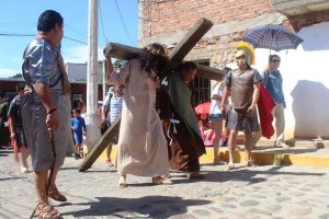 El Pueblo Señorial de San Ignacio se desborda en fiesta y fe religiosa en Semana Santa 2019 Viacrucis 1