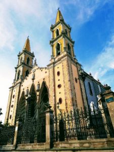 Catedral de Mazatlán y el tortuoso sueño de casarse en ella de toda novia local y de otras latitudes 2019 11