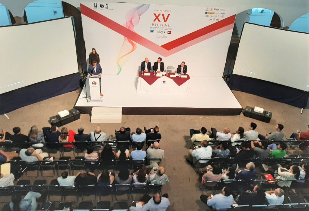Inauguran XV Bienal Nacional e Internacional de Arquitectura Mexicana en Culiacán 2019.jpg