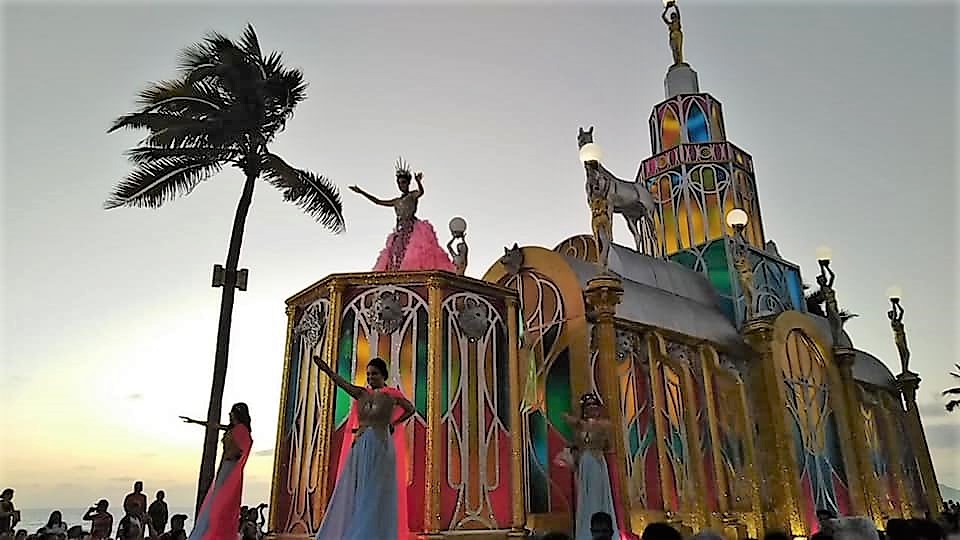 Carnaval Internacional de Mazatlán 2020 Carroza Brianda I