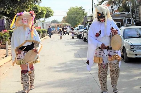 Festividades Religiosas Mayo-Yoremes Orgullo Distintivo de Sinaloa 2020 (2 c)