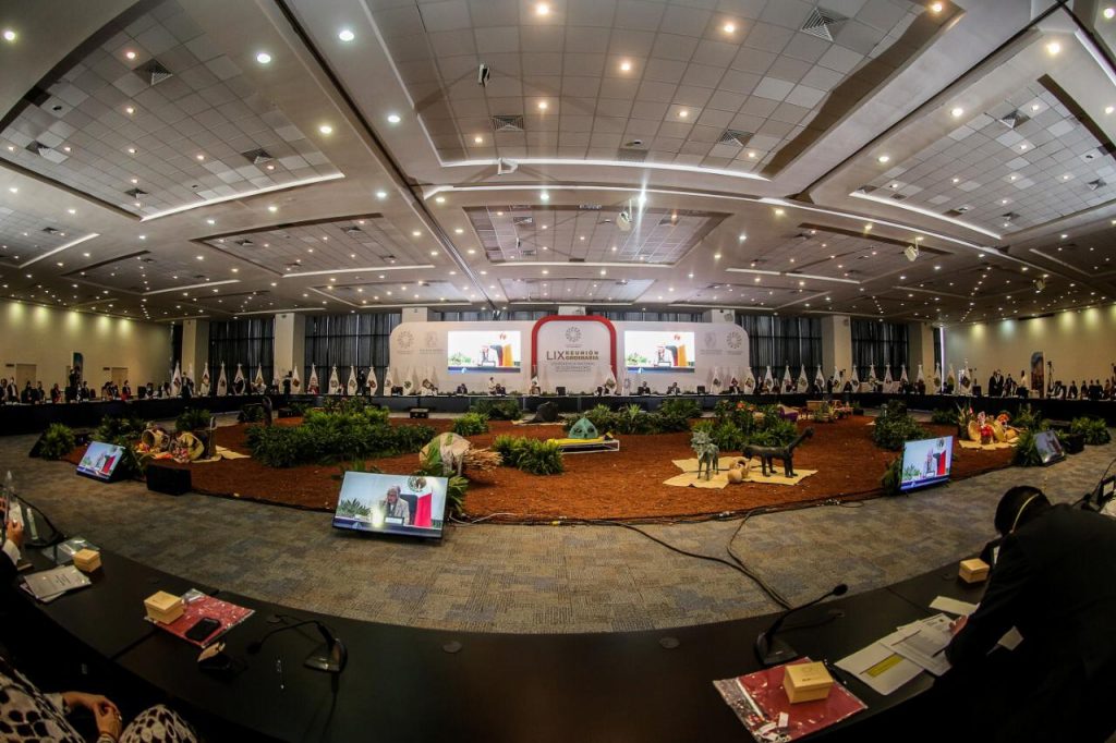 Quirino asiste a la Conago en San Luis Potosí