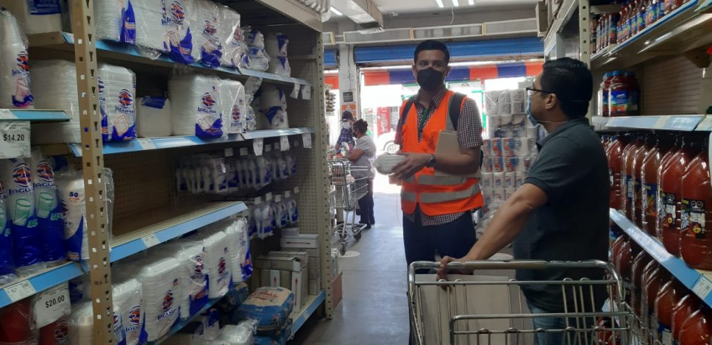 Avanza la supervisión de grandes distribuidores de bolsas de plástico