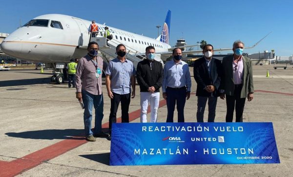 Sinaloa recibe el vuelo Houston-Mazatlán de la aerolínea United Airlines 2020 2