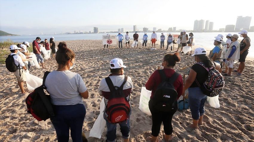 Bien por las Autoridades Realizan campaña Playas Limpias Sinaloa en Isla Venados 2021