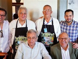 Rubén Rocha Moya y Miguel Torruco Marqués se reúnen con empresarios de Mazatlán para aumentar el turismo 2022