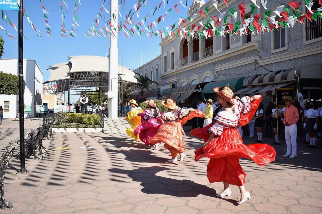 Día Bandera, México La Cruz Elota Sinaloa México Zona Trópico 2022 3