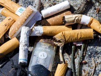 Lanzan una nueva campaña para reducir la contaminación de los microplásticos que ocasionan los cigarrillos 2022