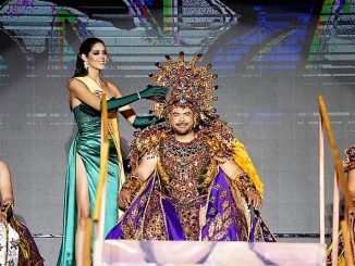 Obed I es Coronado como Rey del Carnaval Internacional de Mazatlán 2022