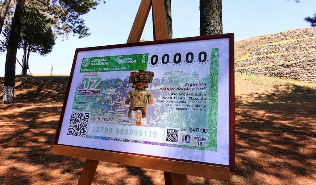 Presentan billete de lotería conmemorativo al Día Internacional de la Mujer 2022
