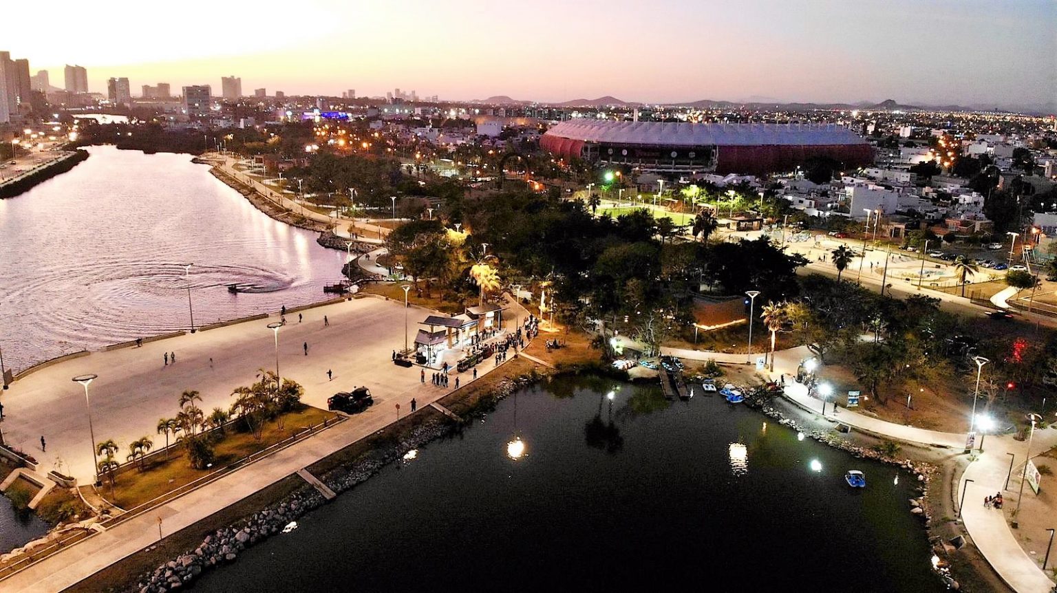El Parque Central de Mazatlán cuenta con nuevos atractivos El Parque Central de Mazatlán cuenta con nuevos atractivos 2022