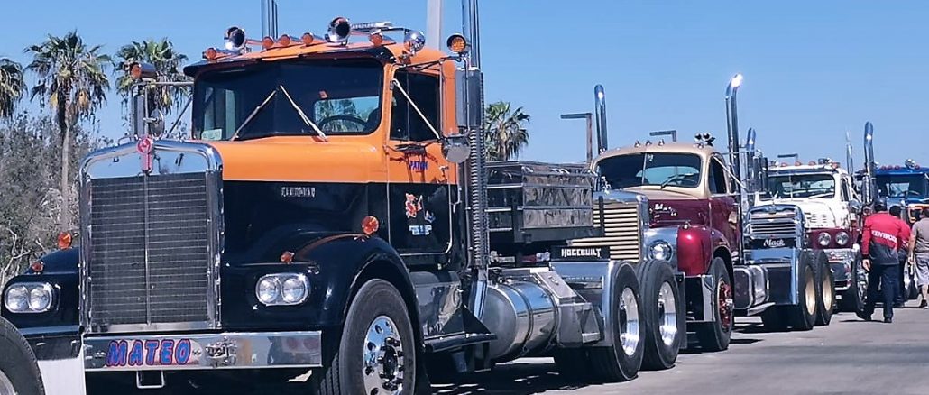 Caravana de Tracto Camiones de Monterrey Visita Mazatlán 2022 1
