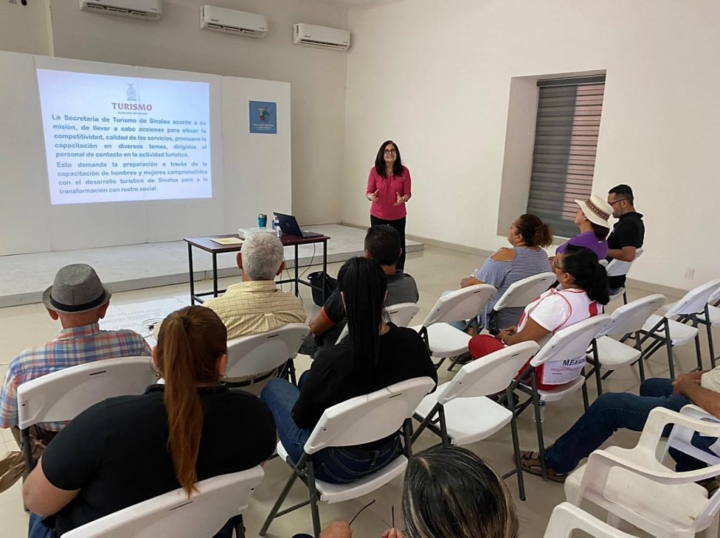 En San Ignacio de Loyola, Pueblo Señorial, se capacitan para atender mejor a clientes locales y turistas 2022 2