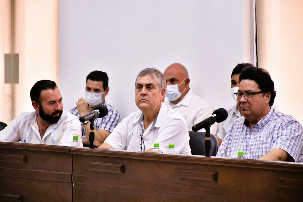 Gobierno Municipal y Consejo Intercamaral unen esfuerzos para el mejoramiento vial de Mazatlán 2022 1 a
