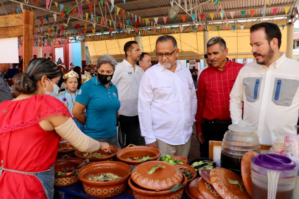 Sectur Sinaloa se une a la Celebración del 4º. Aniversario del Tianguis Gastronómico Artesanal La Noria mi Pueblo Querido 2022 3