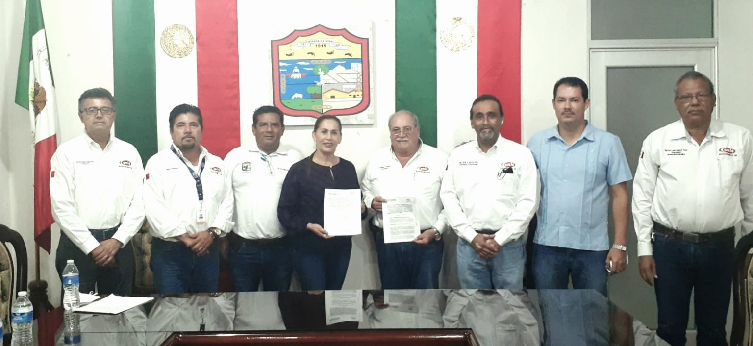 Constructores y Ayuntamiento de Escuinapa convenían colaboración 2022