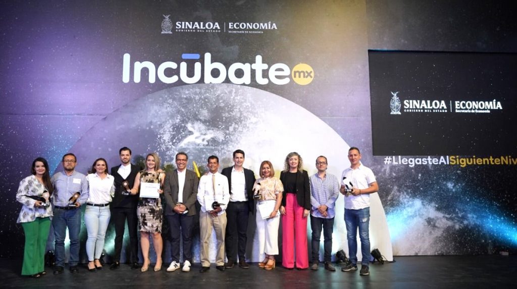 Secretaría de Economía premia a la primera generación de IncúbateMX 2022