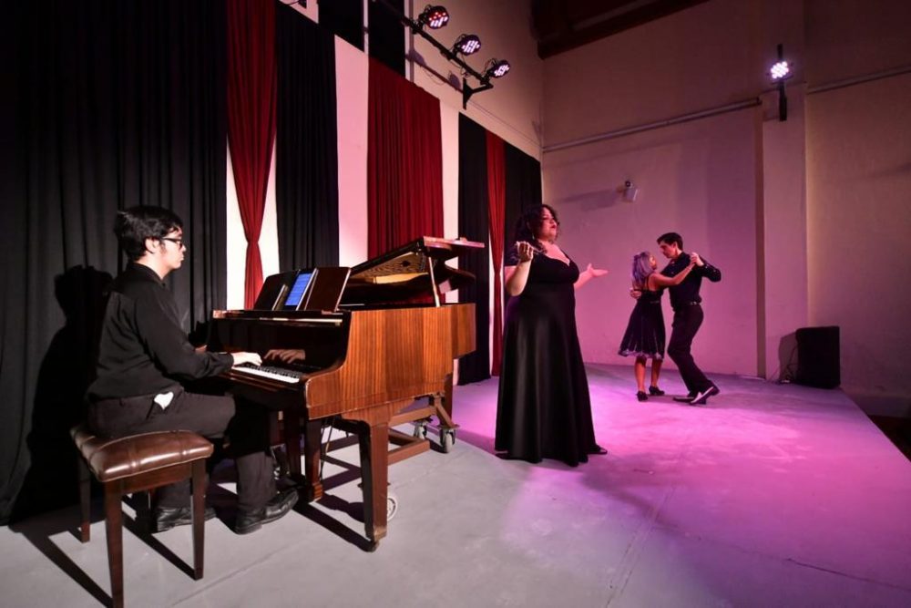 Memorable recital conformado con piezas clásicas en la velada Tango que fuiste y serás 2022 Casa Haas Festival Cultural Mazatlán