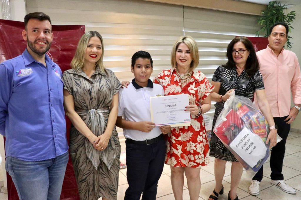 Premian a ganadores del Concurso Nacional de Cultura Turística 2022 Galerìa (2)