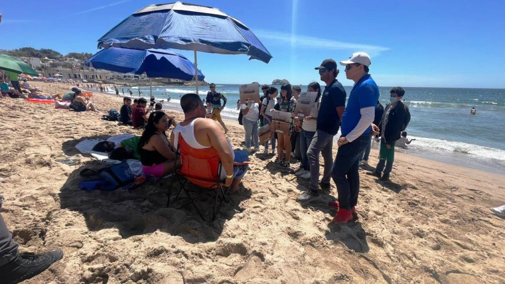Alumnos de Conalep viven su Semana Santa con Operadora de Playas concientizando sobre el cuidado de playas 2023 2