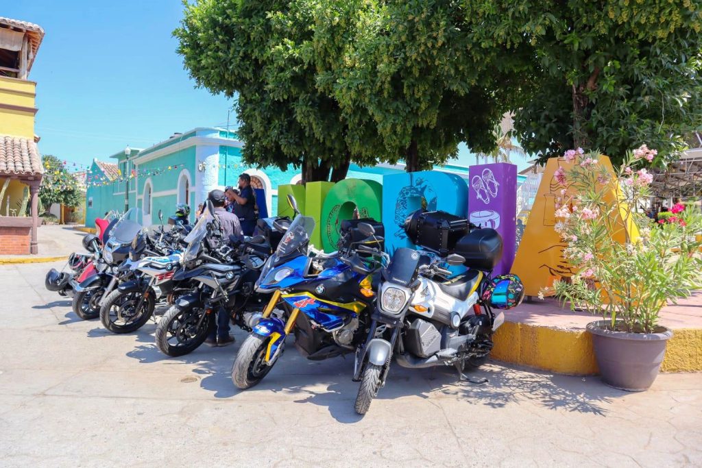 En el Marco de la Semana de la Moto Mazatlán 2023 Llega la Caravana Motociclista a Conocer Atractivos de La Noria