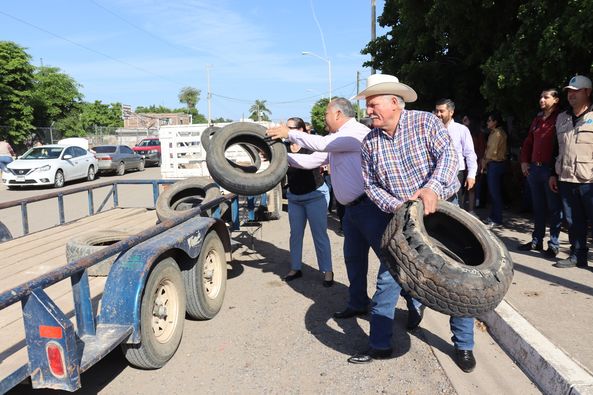 Inicia campaña de eliminación de criaderos y descacharrización en el ejido Maquipo