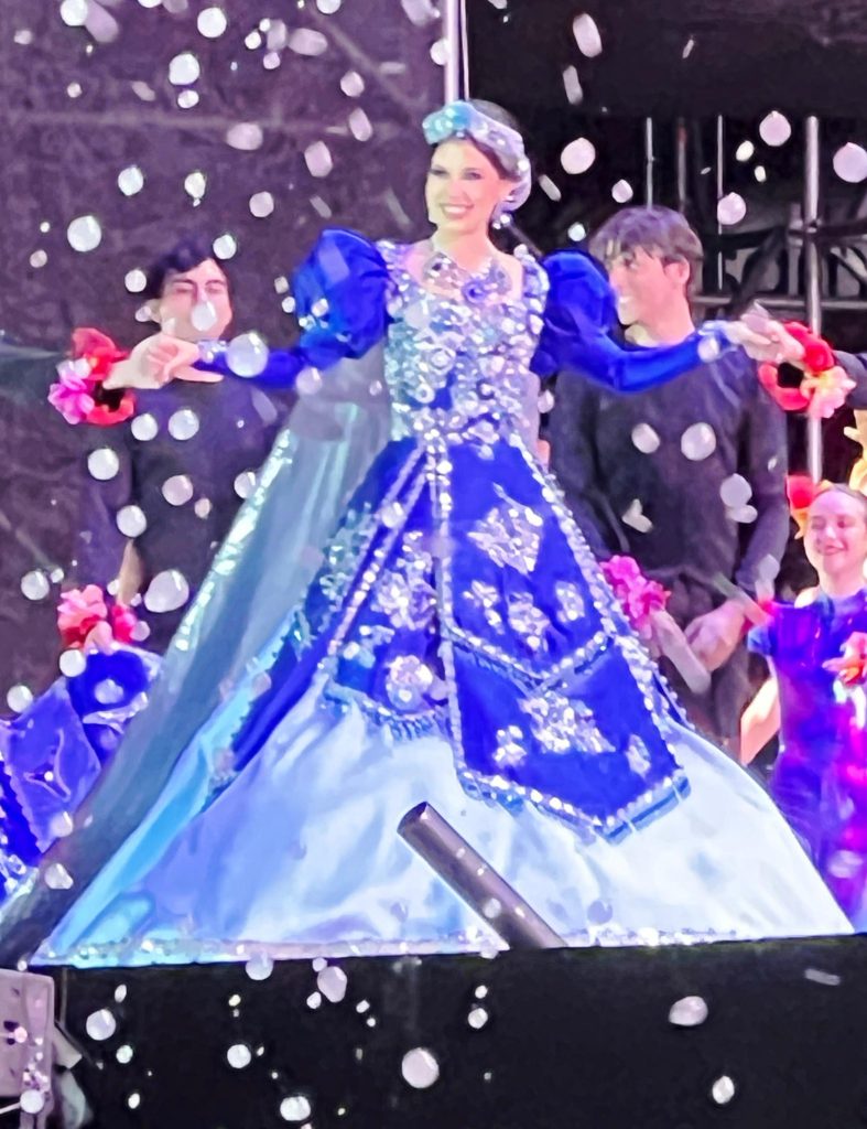 Sui Ling I es coronada como Reina de los LXXXIX Juegos Florales del Carnaval Internacional Mazatlán 2024 2