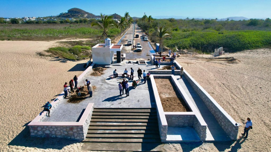 Listos baños y regaderas en los accesos a las playas de Mazatlán 2024 1