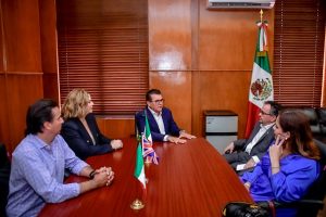 Embajador de Gran Bretaña en México visita Mazatlán (2)