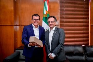 Embajador de Gran Bretaña en México visita Mazatlán (5)