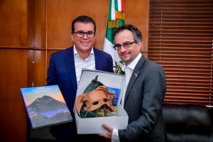 Embajador de Gran Bretaña en México visita Mazatlán (6)
