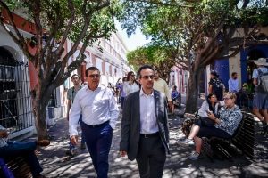 Embajador de Gran Bretaña en México visita Mazatlán (8)